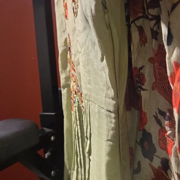 Cotton Anarkali/dress With Embroidered Duster - Picture 5 of 11